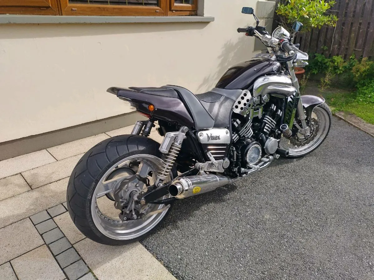 Custom Yamaha VMax 2000 - Image 1