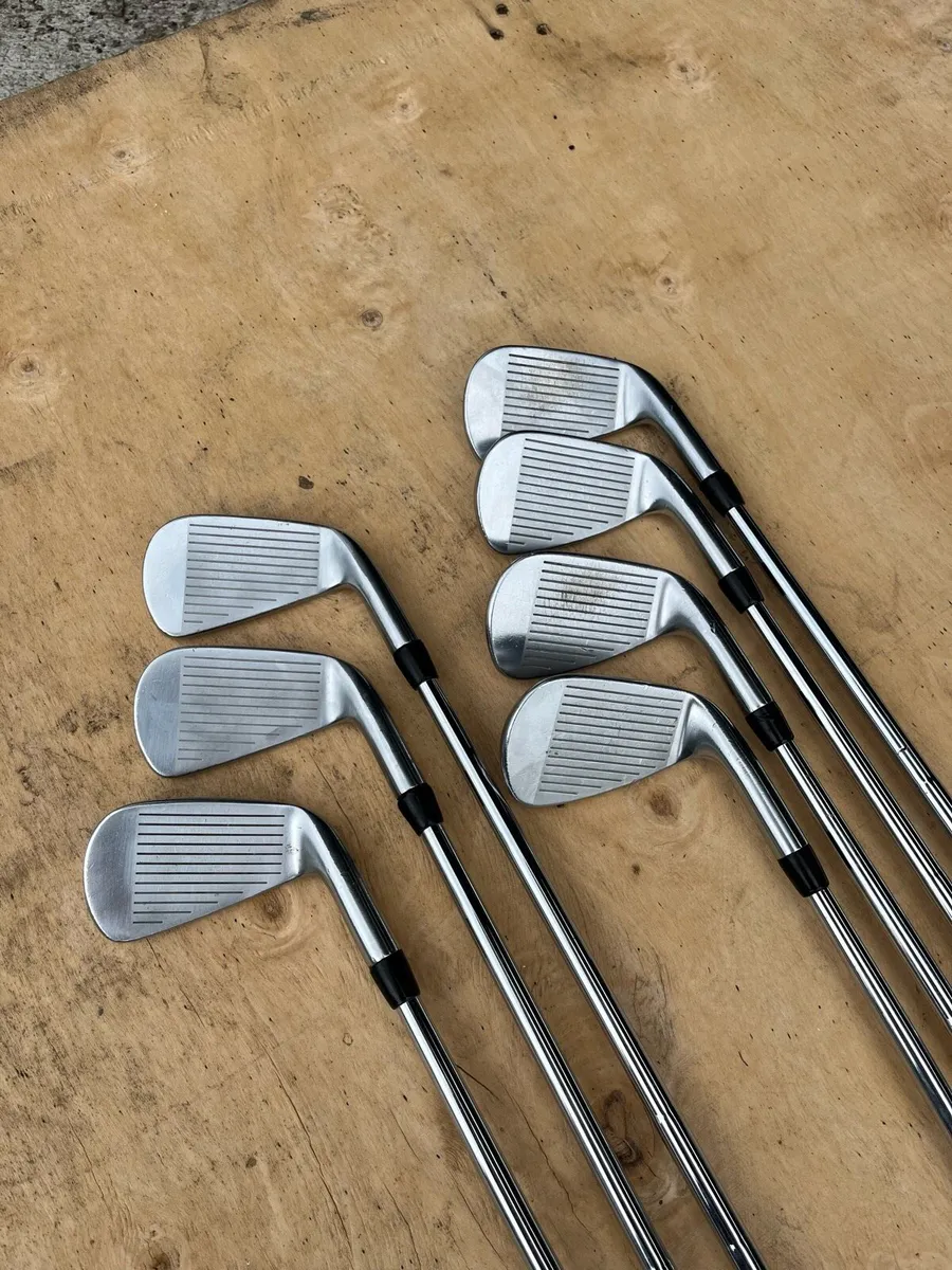 Left hand Titleist 718 cb forged irons - Image 2