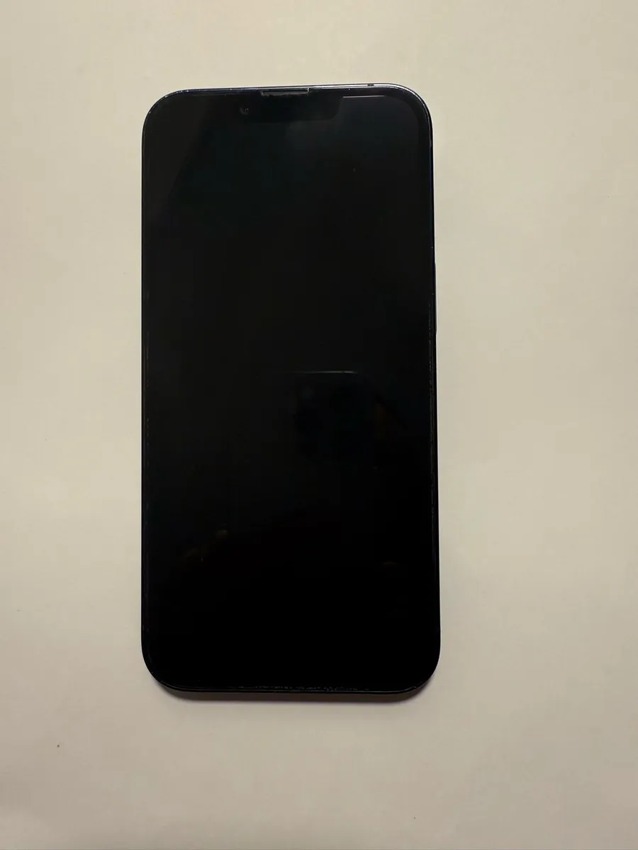 iPhone 14 - Image 1
