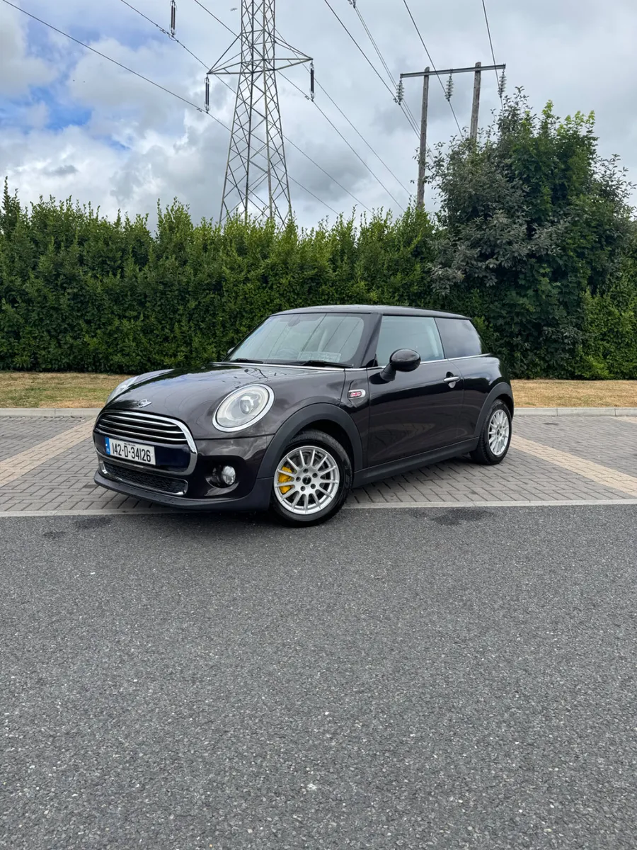 Mini Cooper 1.6 Automatic - Image 2