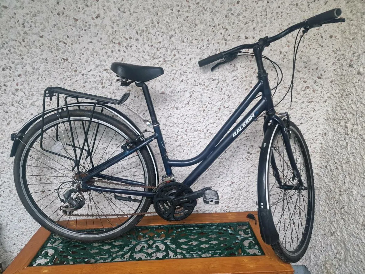 Raleigh pioneer ladies bike - Image 1