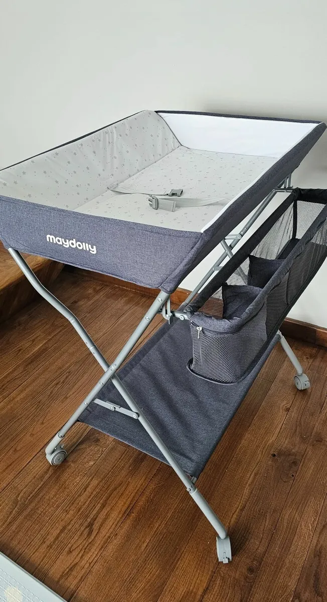Baby changing table - Image 3