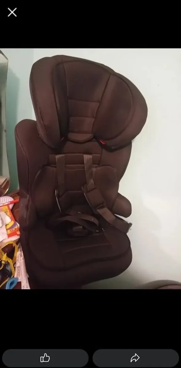 Car Seat - Image 2