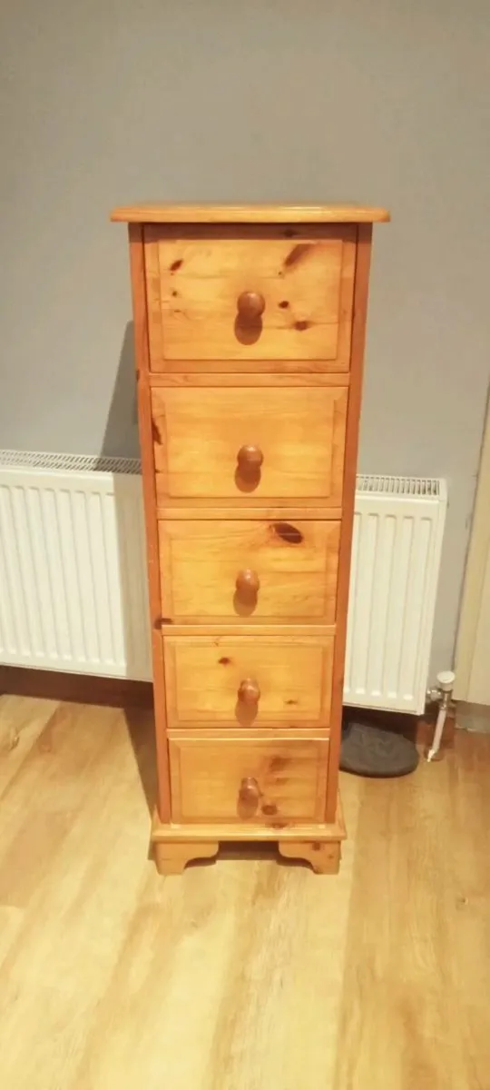 Pine tall drawers - Image 2