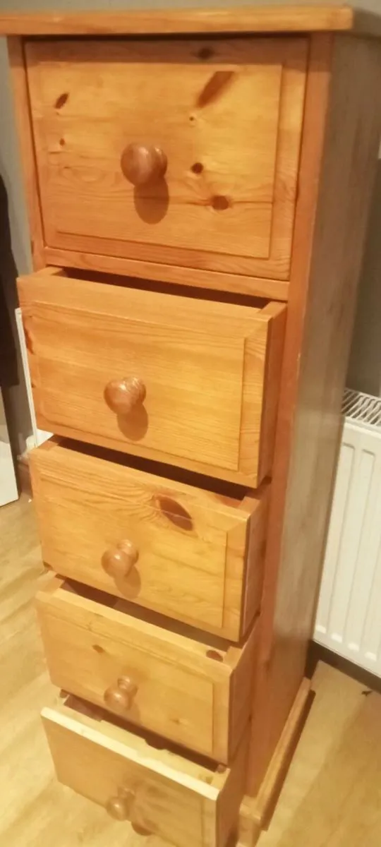 Pine tall drawers - Image 3