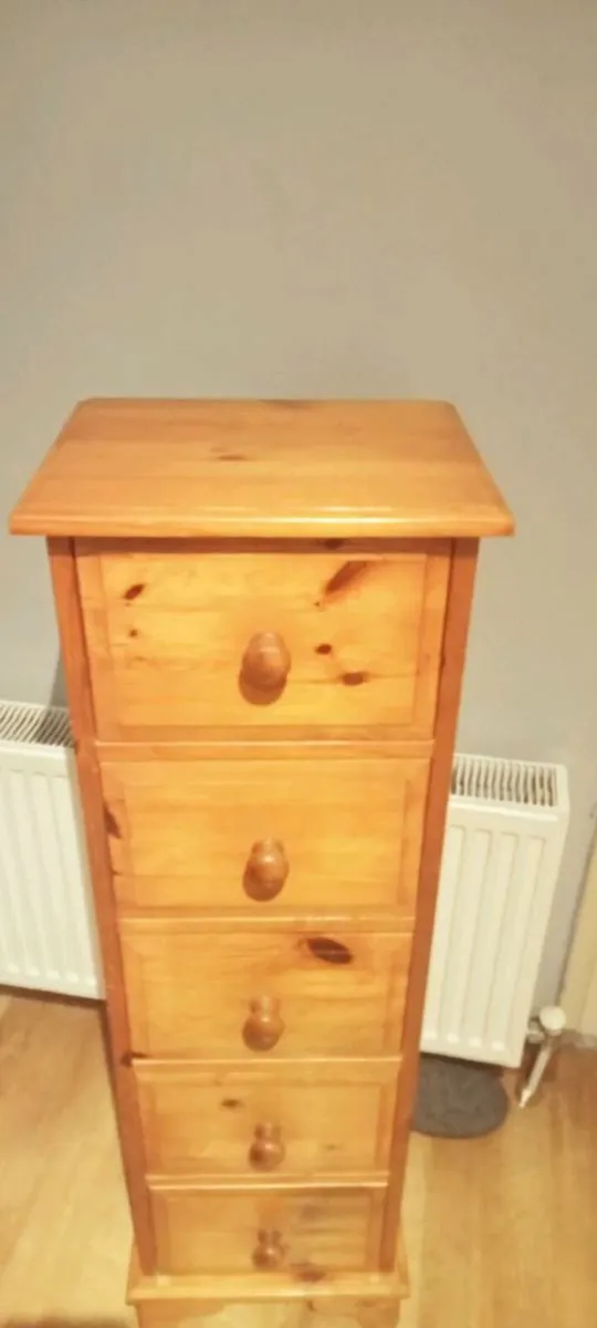 Pine tall drawers - Image 4