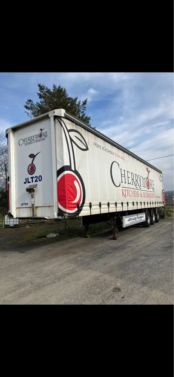 2009 Montracon Curtainsider - Image 1