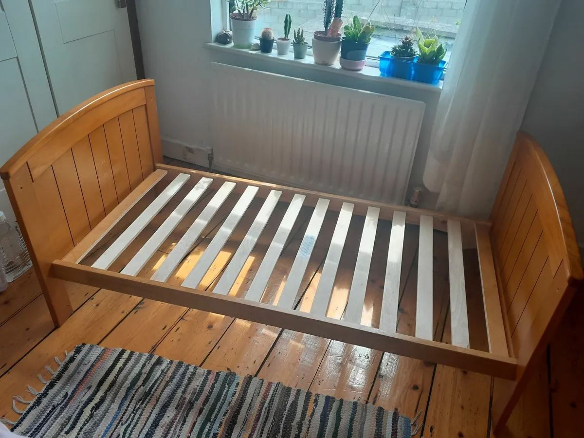 Mammas&Papas Toddler bed - Image 2