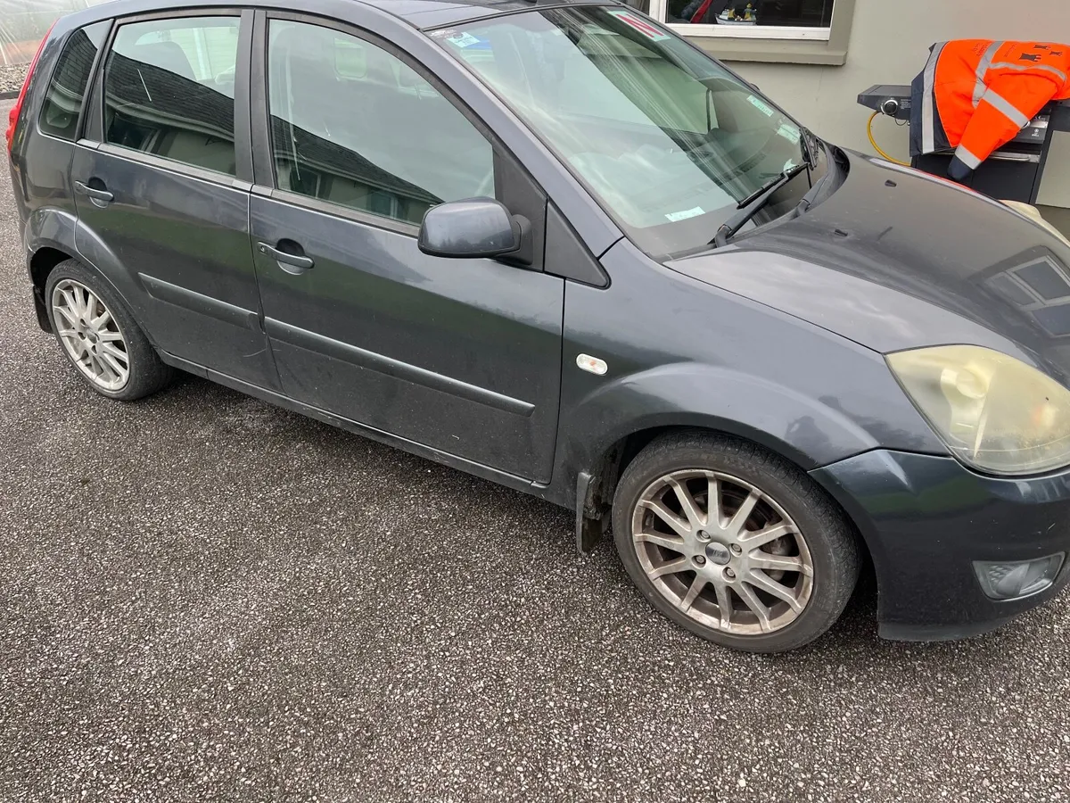 Ford Fiesta 2007 - Image 2