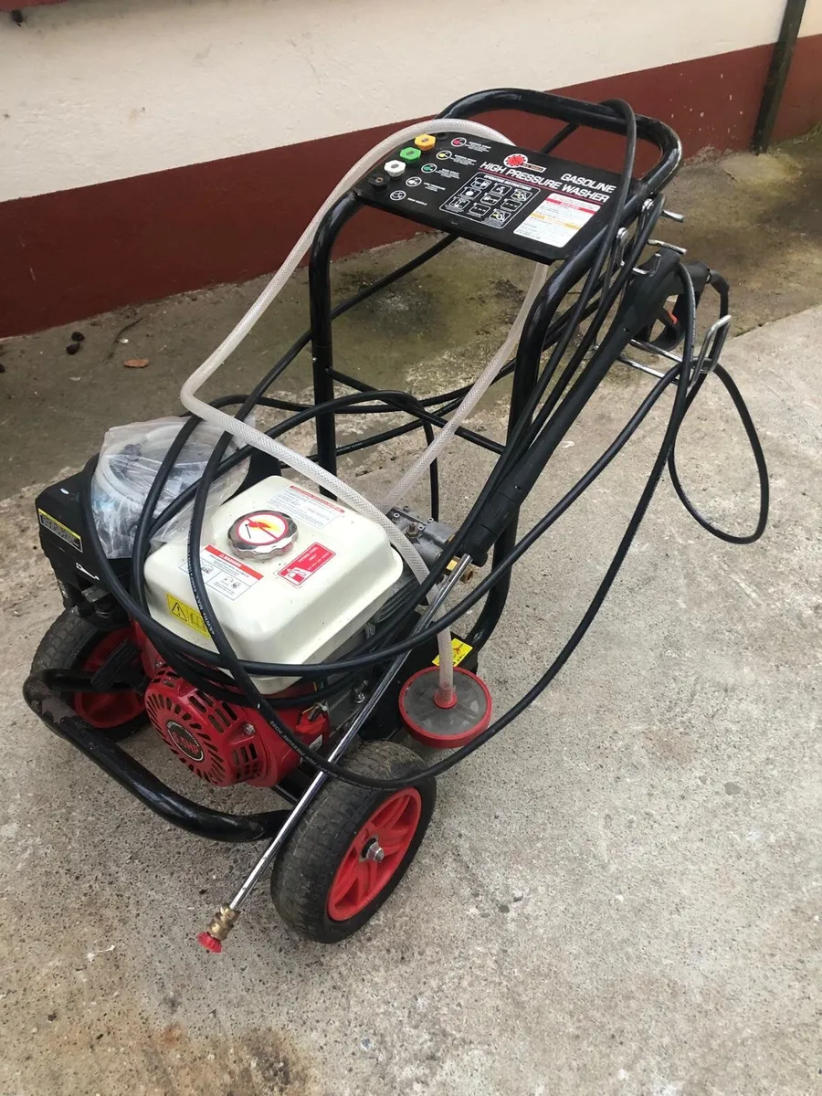 Petrol Power washer 6.5HP - Image 3