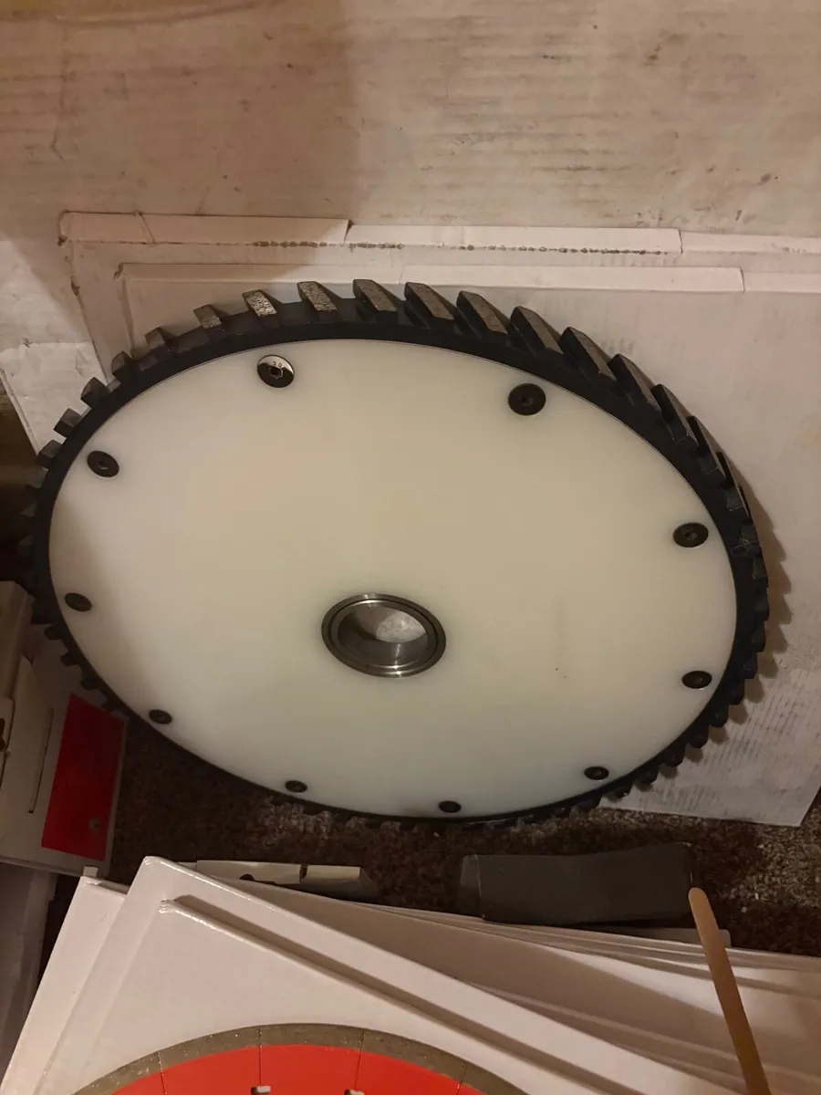 400MM x 30MM Milling Wheel( calibrating wheel) - Image 3