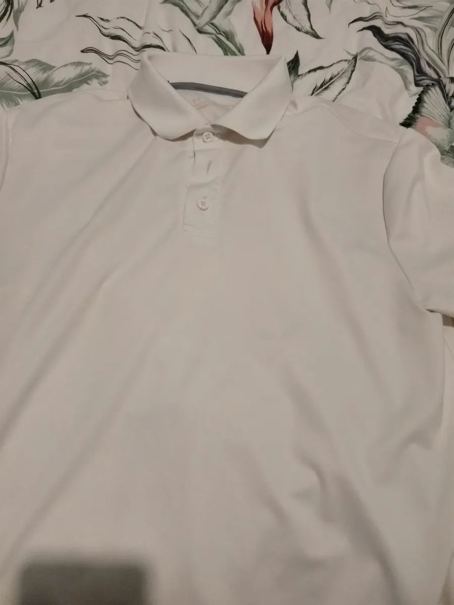 Golf tee shirts - Image 1