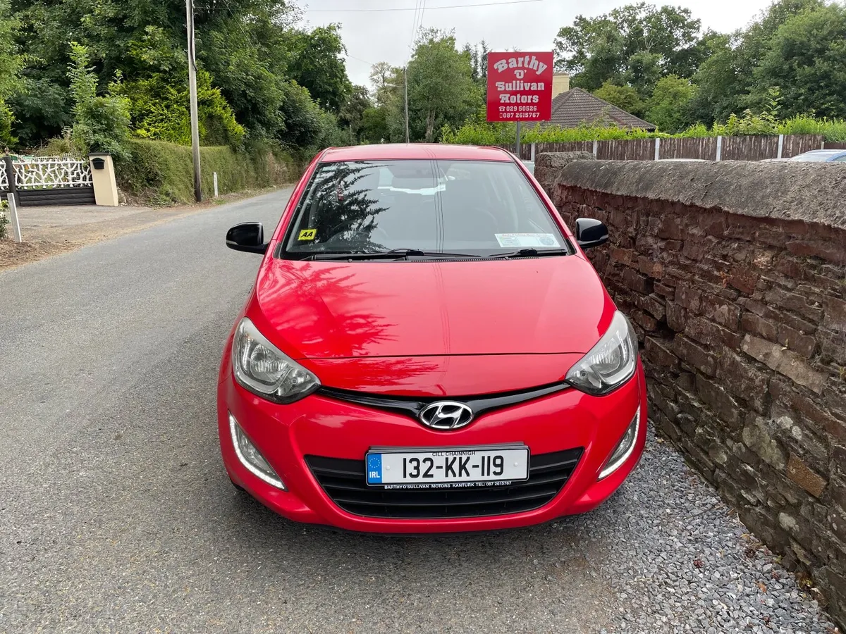 Hyundai i20 Premium 1.4 Diesel 2013 - Image 4