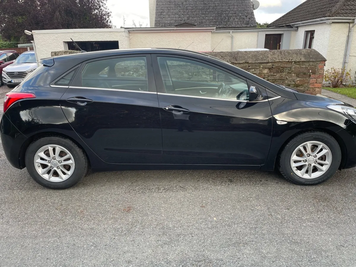 Hyundai i30 SE 1.6 Diesel 2016 - Image 2