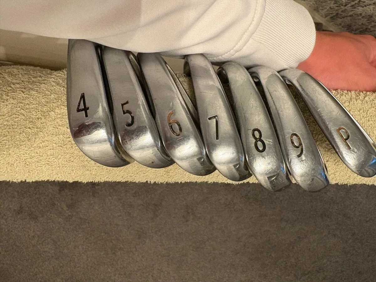 Titleist cb irons 4-pw 6.5 project x shafts - Image 2