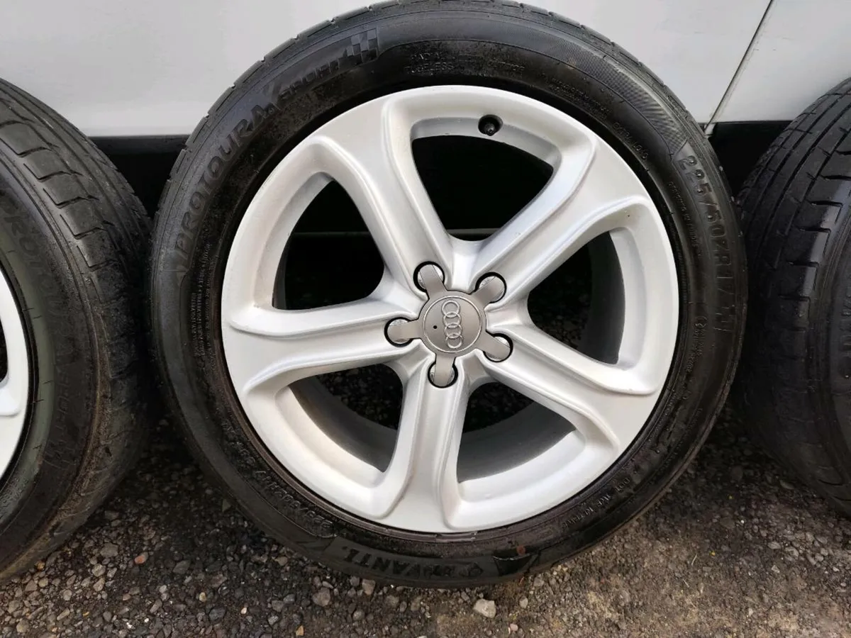 17" Audi alloys with tyres like new - Image 4