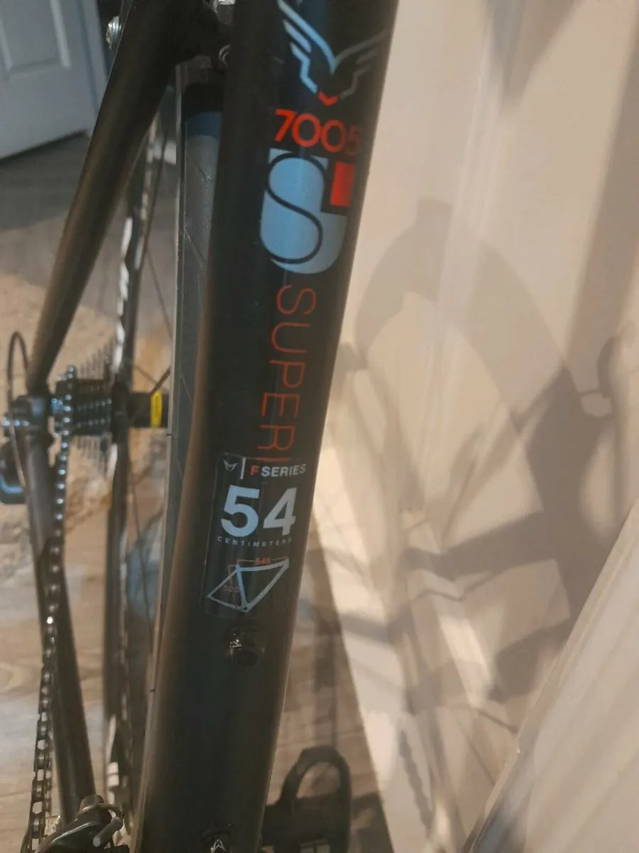 Road bike - Image 3