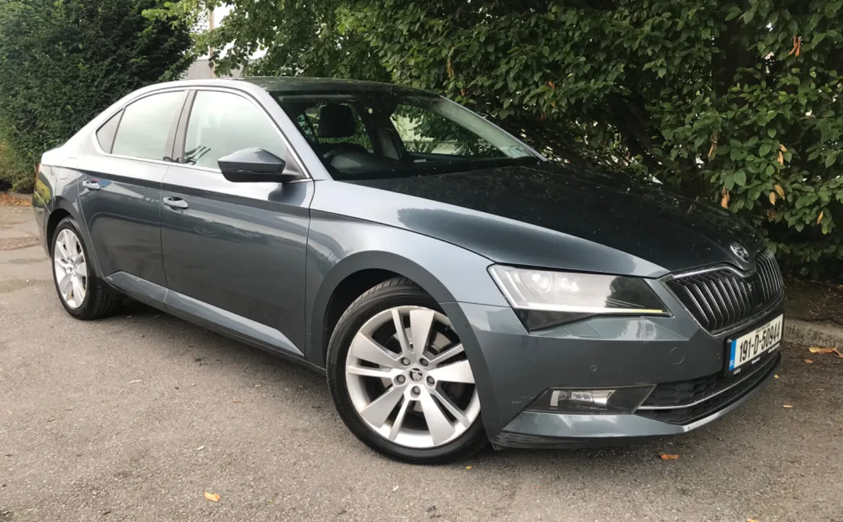 Skoda Superb DSG Automatic 2.0 Tdi 150Bhp - Image 3