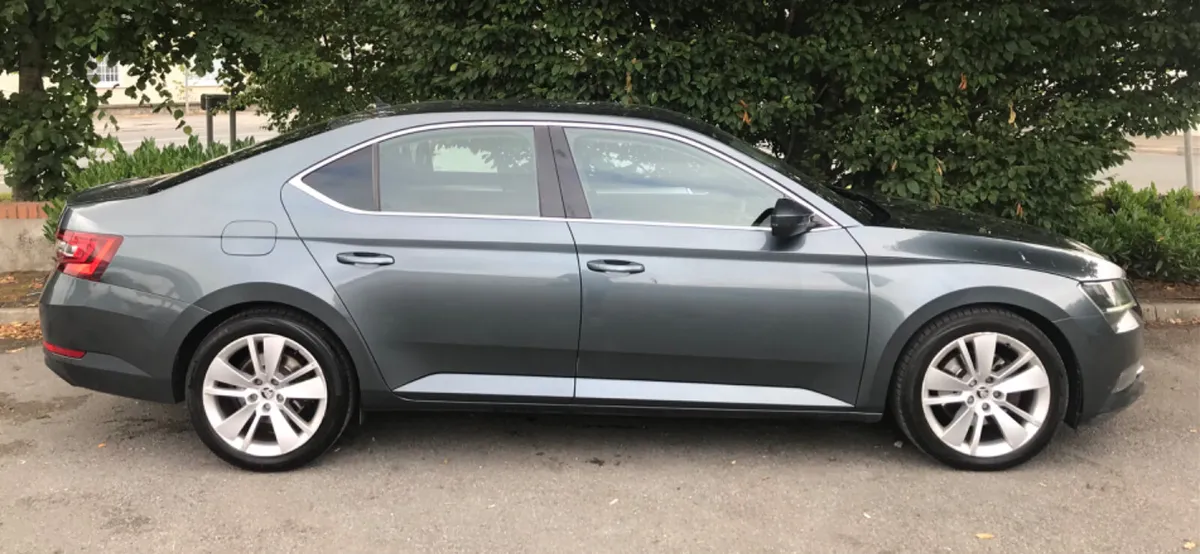 Skoda Superb DSG Automatic 2.0 Tdi 150Bhp - Image 4