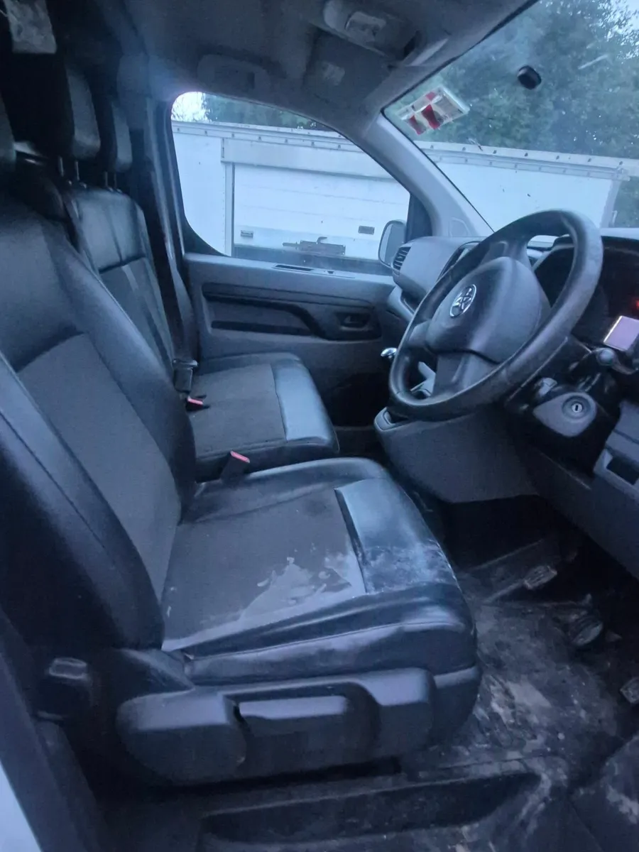 Toyota Proace 2018 - Image 2