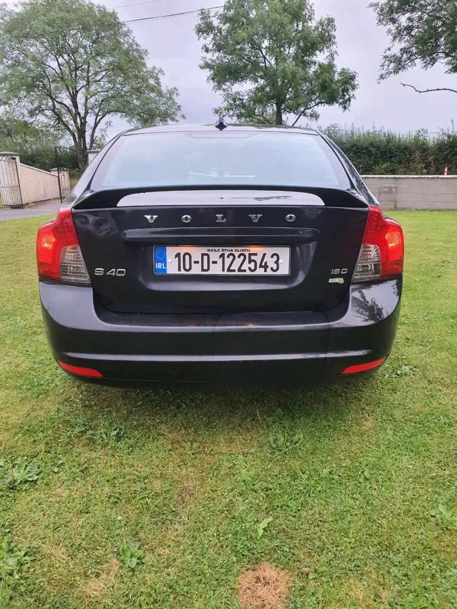 VOLVO S40 R-DESIGN 1.6 DIESEL 2010 - Image 4