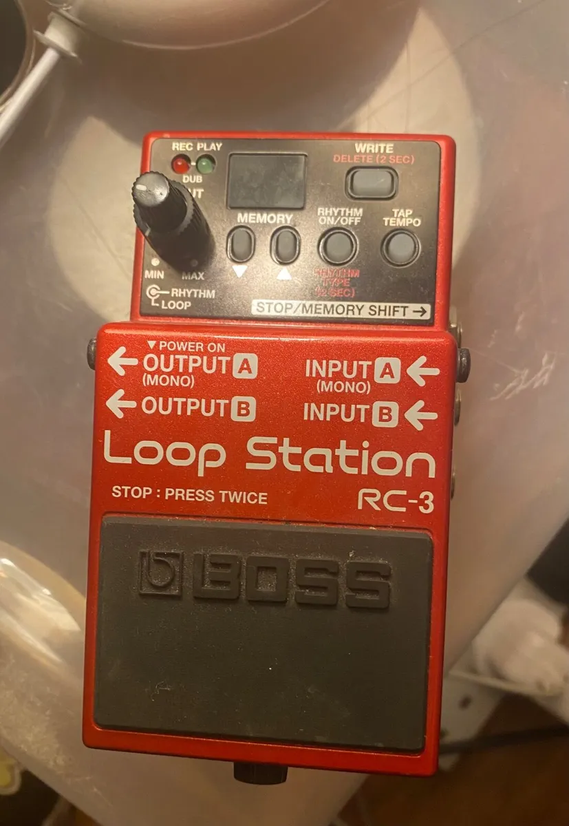 Boss RC-3 Loop Pedal - Image 1