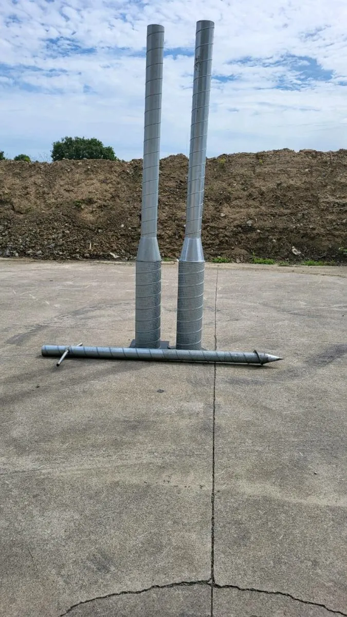 Grain pedistills - Image 2