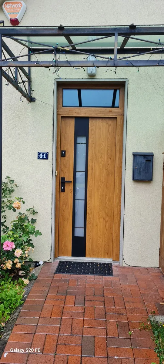 Energy saving and security front door - Image 4