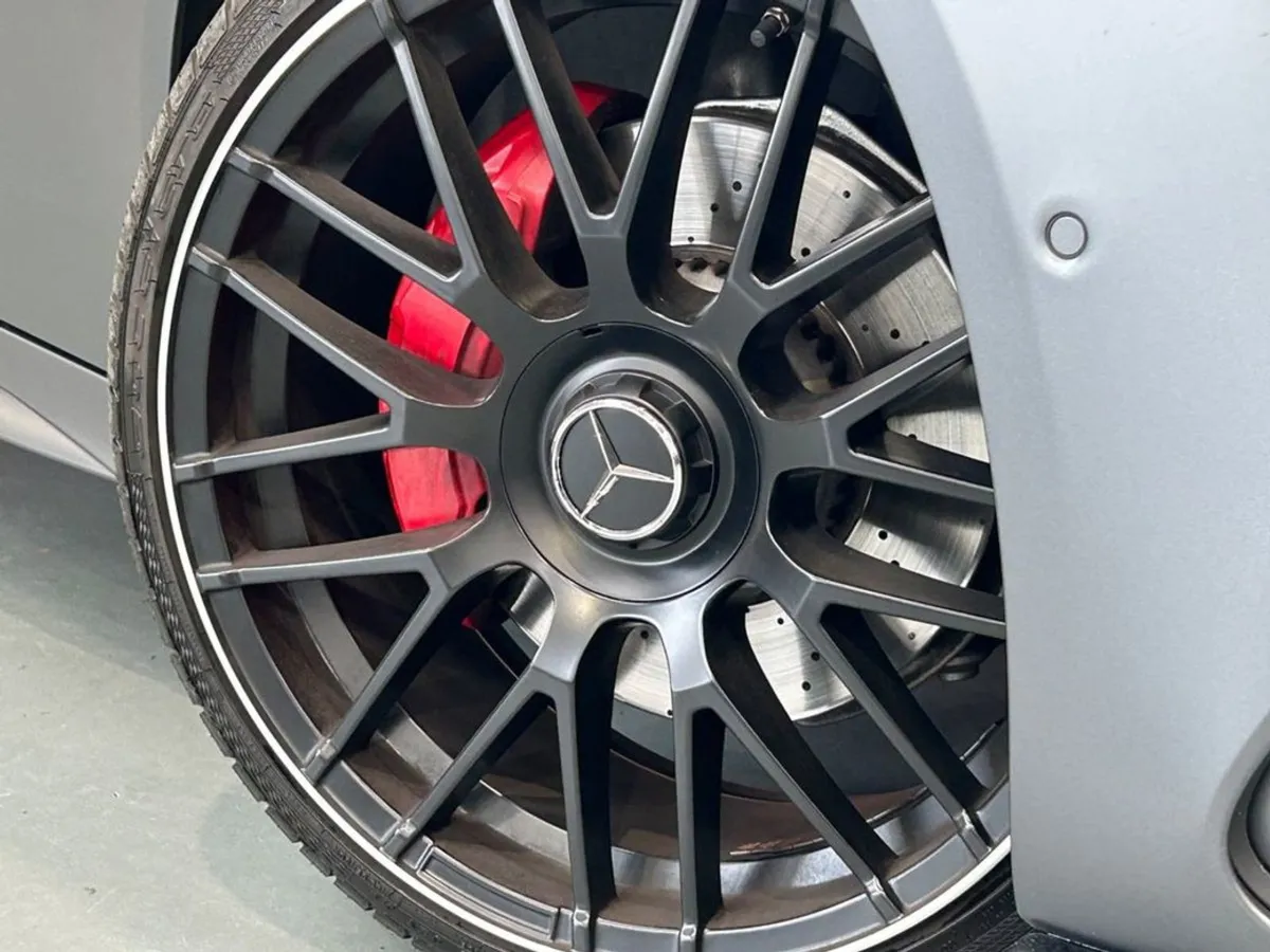 Mercedes-Benz C-Class C300 E AMG Line Premium Plu - Image 4