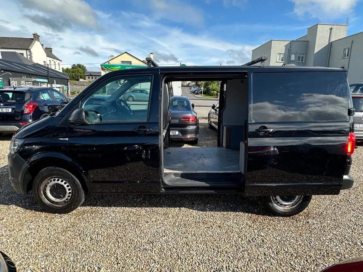 Volkswagen Transporter 2.0 TDI 140 T6 SWB  9999 P - Image 2