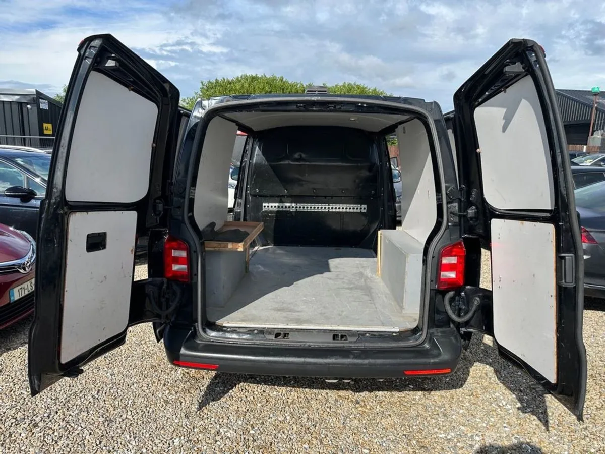 Volkswagen Transporter 2.0 TDI 140 T6 SWB  9999 P - Image 4
