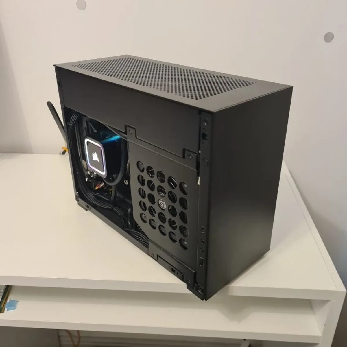 miniITX - AMD Ryzen 9800X3D, 32GB ddr5, 2tb nvme ssd, 4K - gaming pc - Image 2