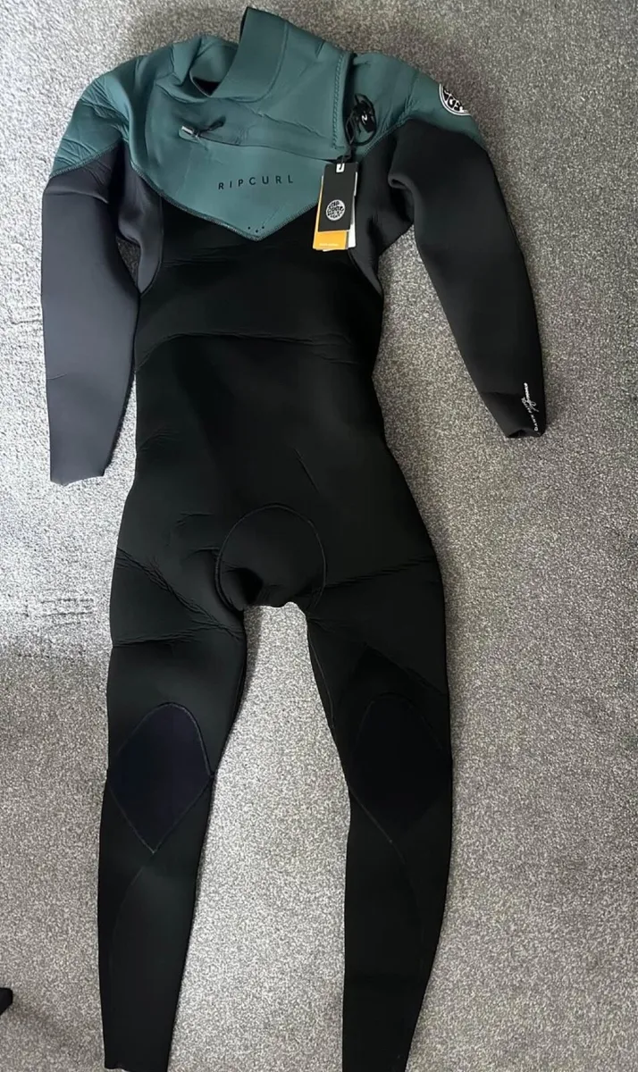 Wetsuit rip curl 5/3 size ST - Image 1