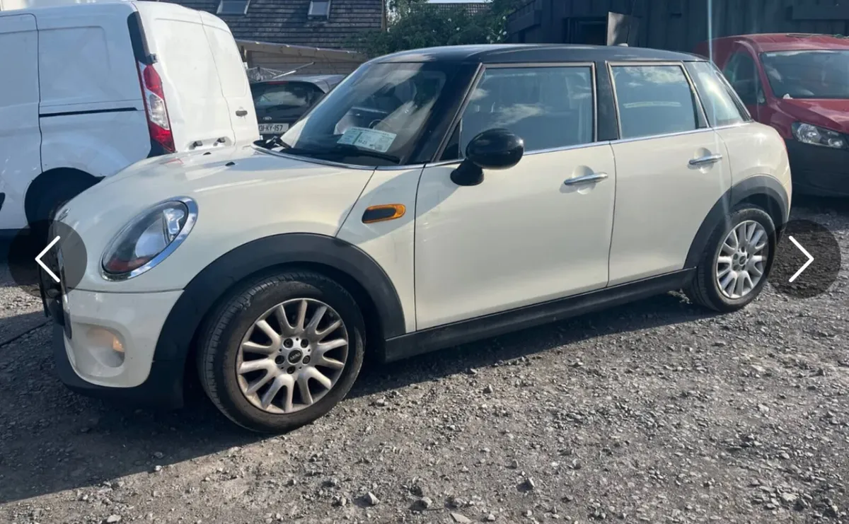 2015 Mini Cooper Drive Away - Image 4