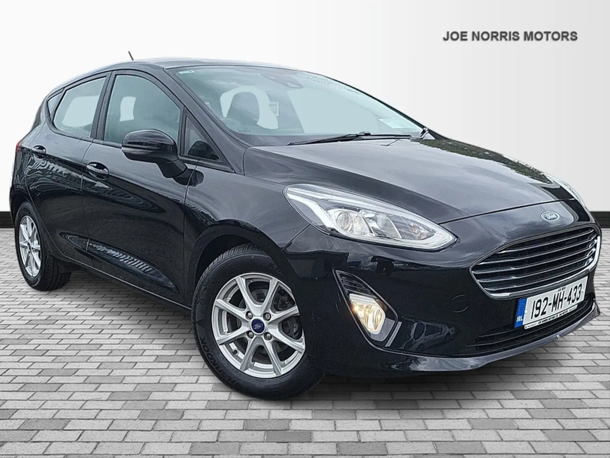 Ford Fiesta 1.0 TITANIUM 100PS 1.0 5DR AUTO - Image 1