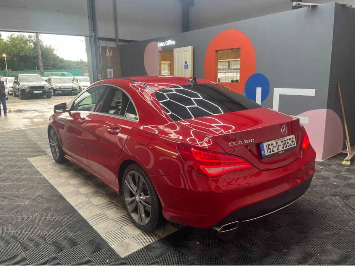 Mercedes-Benz CLA CLA 180 AUTOMATIC / 46k KMs / RE - Image 4