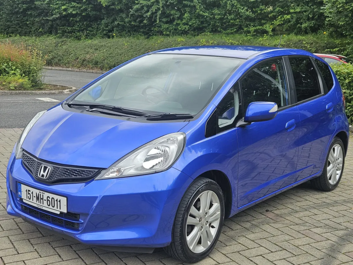 Honda Jazz PETROL MANUAL  * HIGH SPEC * NEW NCT *S - Image 3