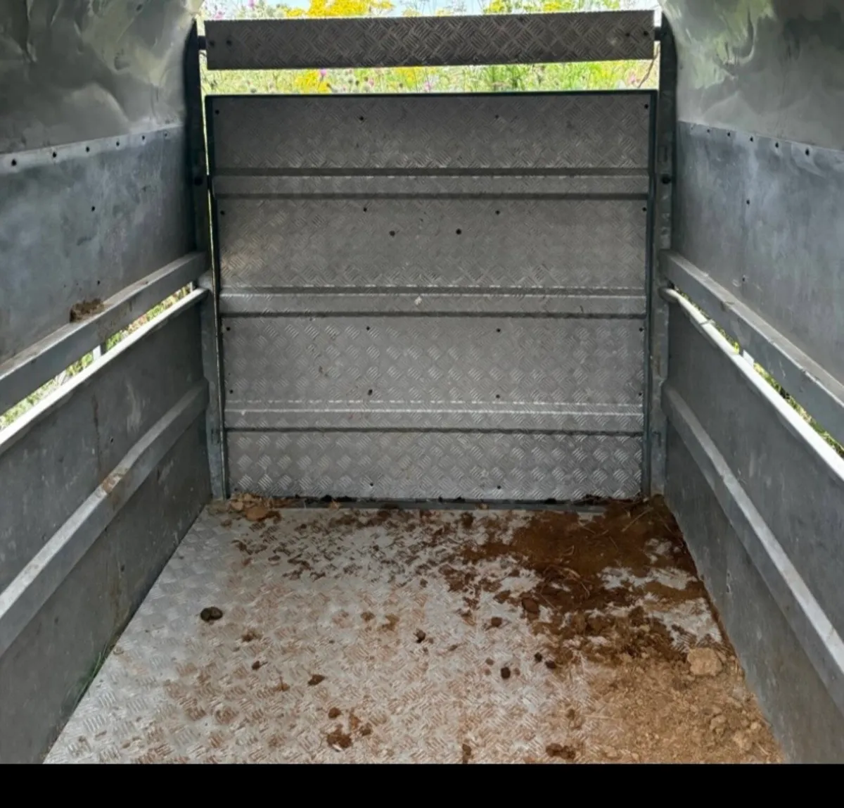 8 ft box - Image 2
