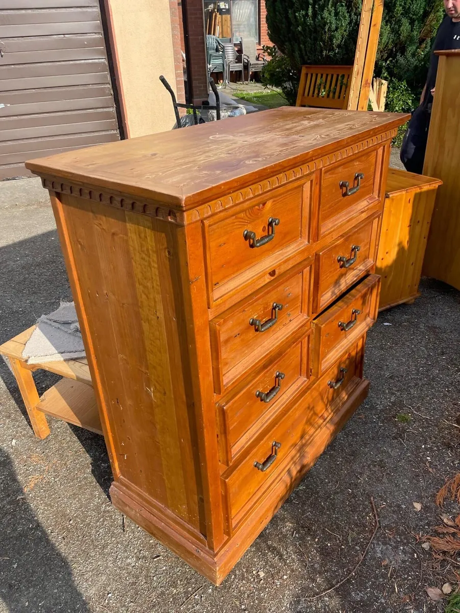 Chest of drawer €200 - Image 1