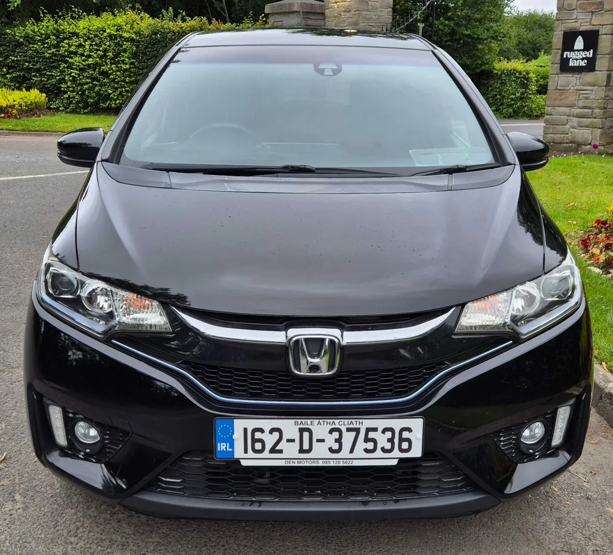 Honda Fit Sports Hybid Auto NCT ! Low kms - Image 2