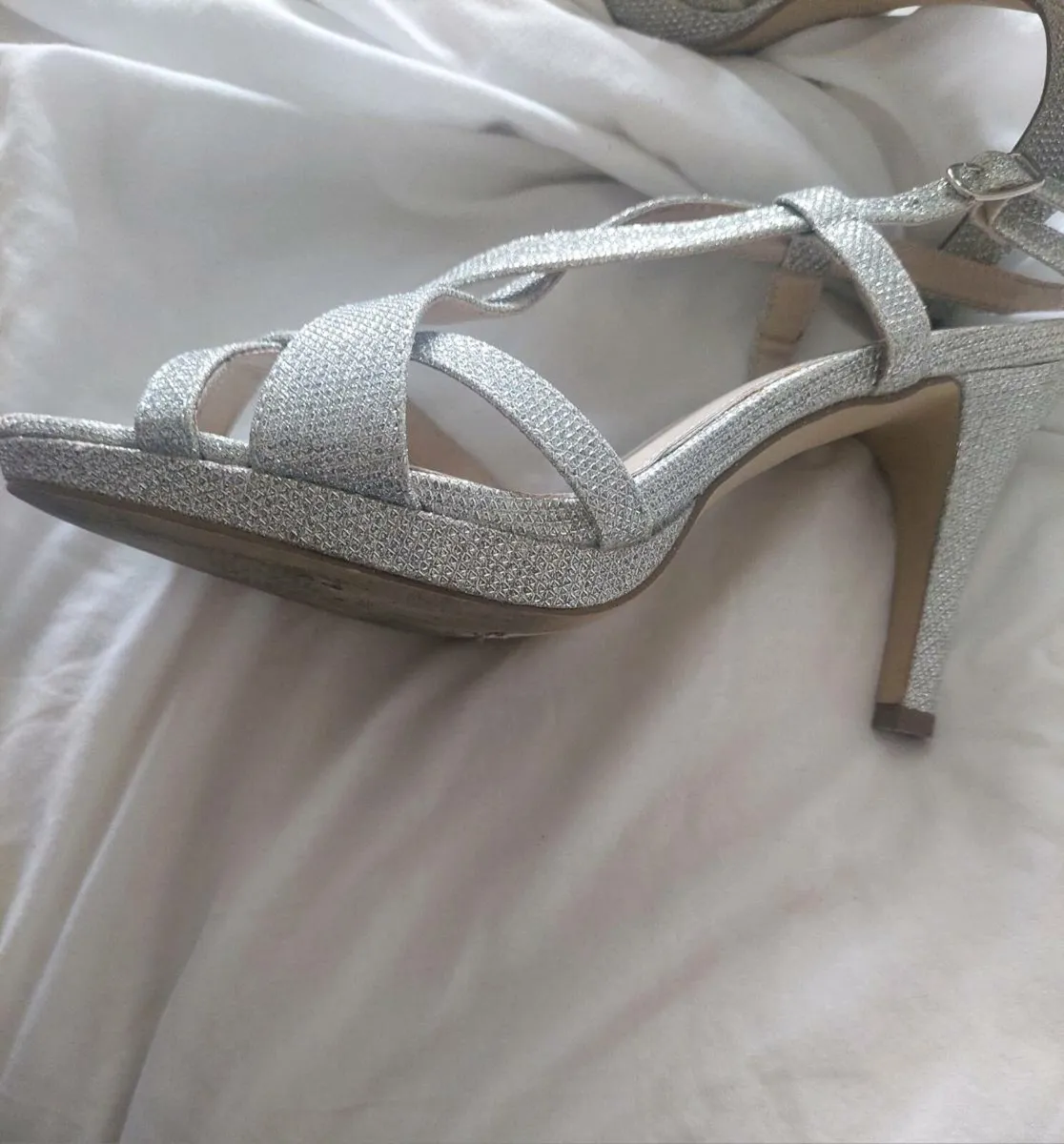 Silver sandles size 40 - Image 3