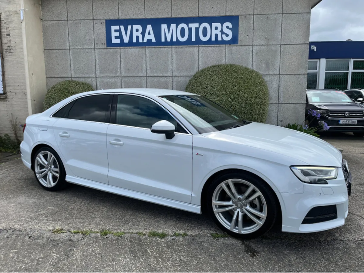 Audi A3 SALOON S-LINE QUATTRO AUTO 2.0 PETROL 190B - Image 3