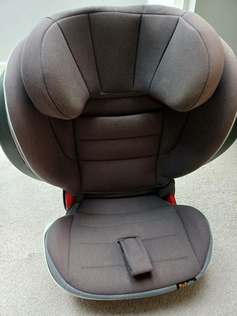 Car seat - Image 1