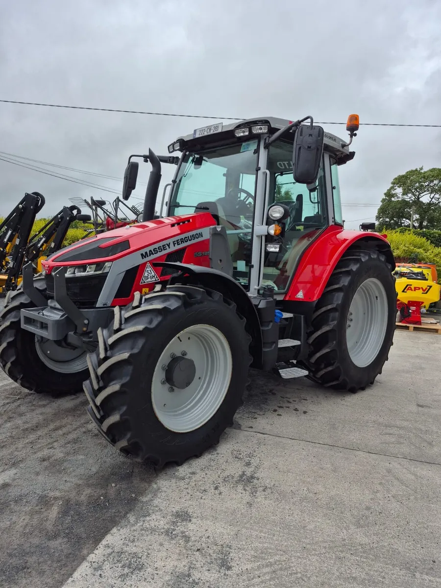 Massey Ferguson 5S.125 Tractor - Image 2