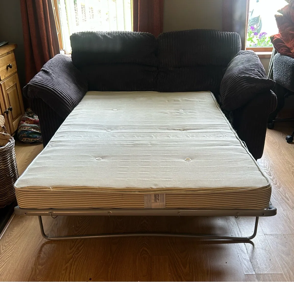 4 Seater and 3 Seater Sofa (Sofa Bed) - Image 4