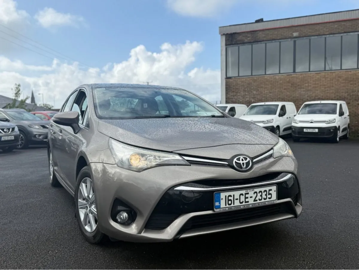 Toyota Avensis 1.6 D Aura 4DR - Image 2