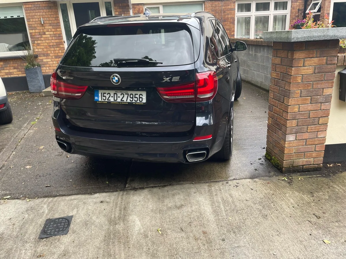 BMW X5 40e - Image 2