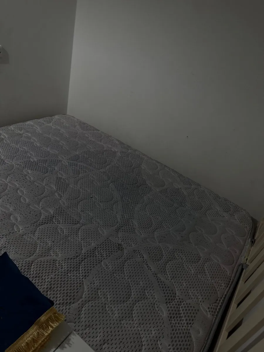 Matress - Image 1