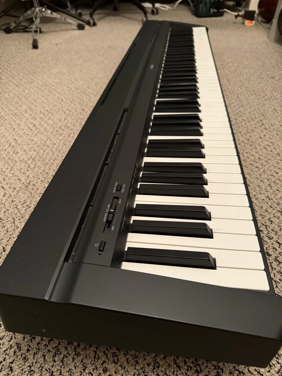 Yamaha P-35 Digital Piano - Image 1