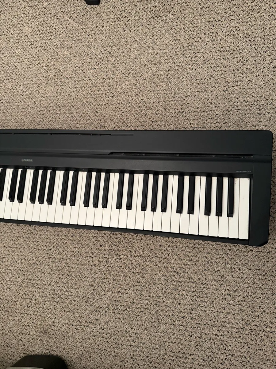 Yamaha P-35 Digital Piano - Image 3